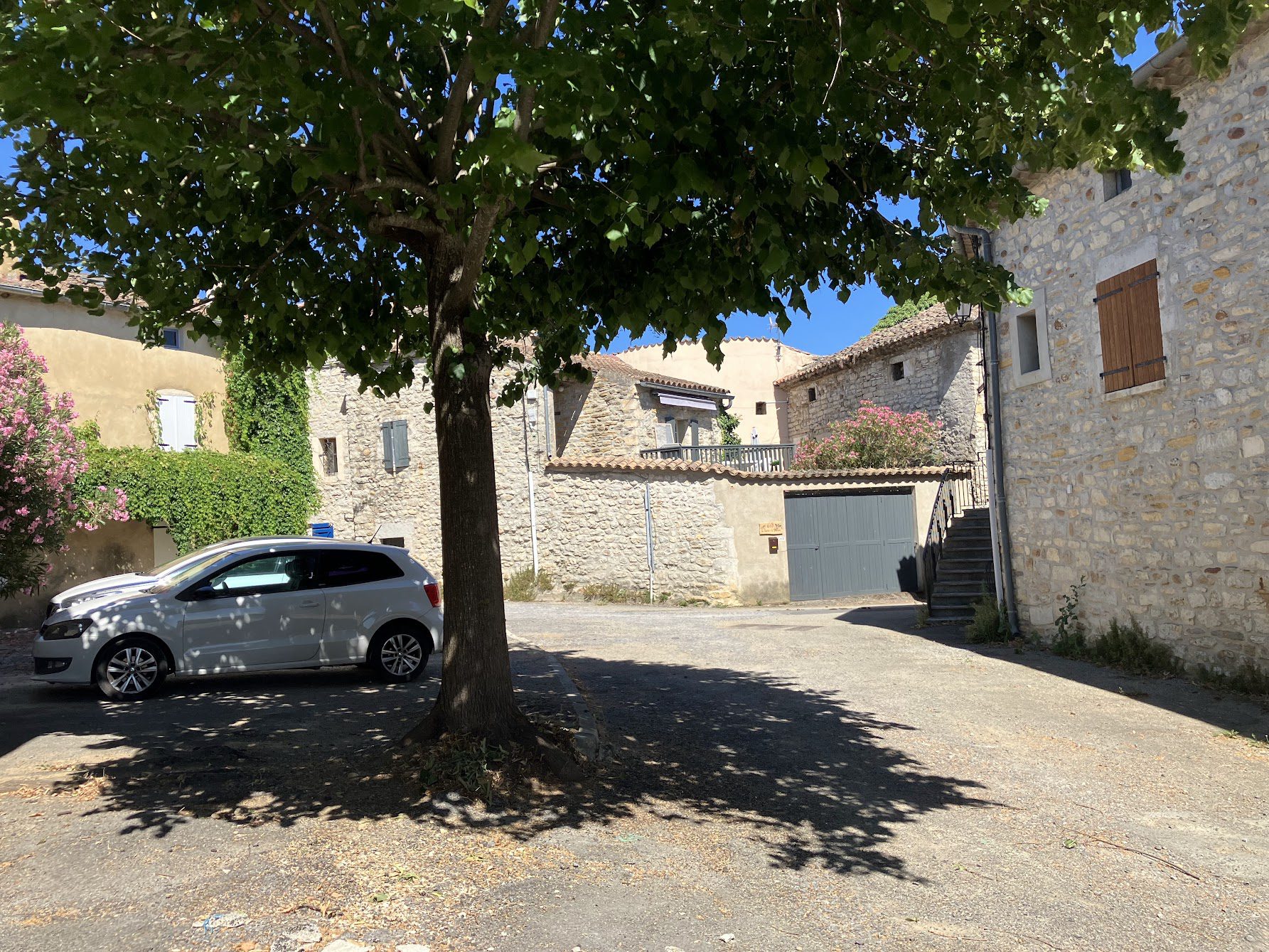 Gite la Serre le Dolmen Grospierres
